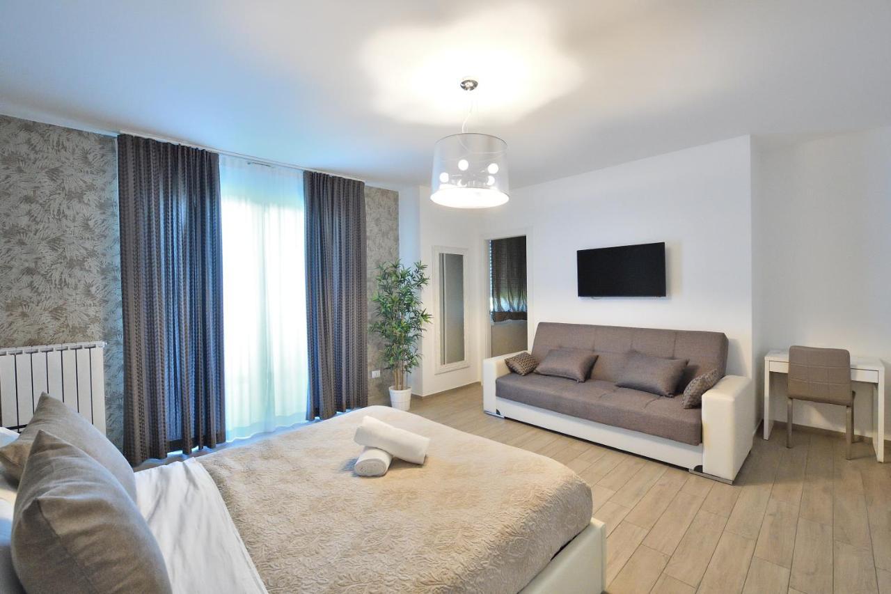 Karol Airport Bed & Breakfast Bari